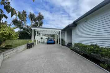 9 Tui Street, Belmont