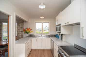 13A Craigie Avenue, Parkside
