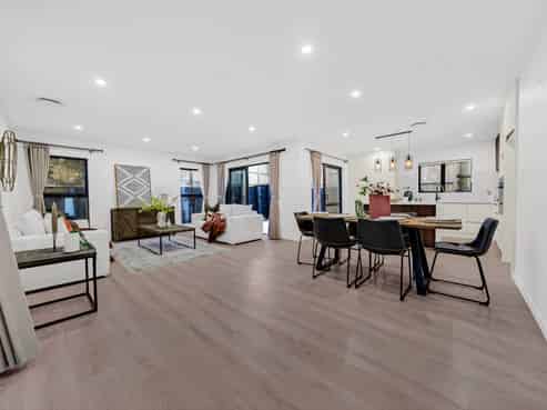 44D White Swan Road, Mount Roskill