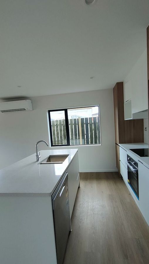 4 bedroom new built in Manukau - Widok 5