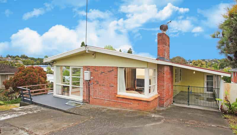 111 Target Road, Totara Vale