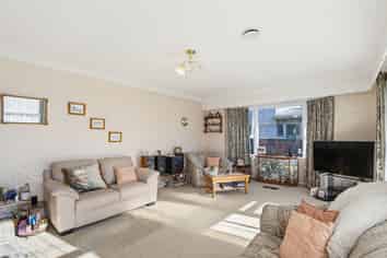 15B Wellington Street, Ashburton