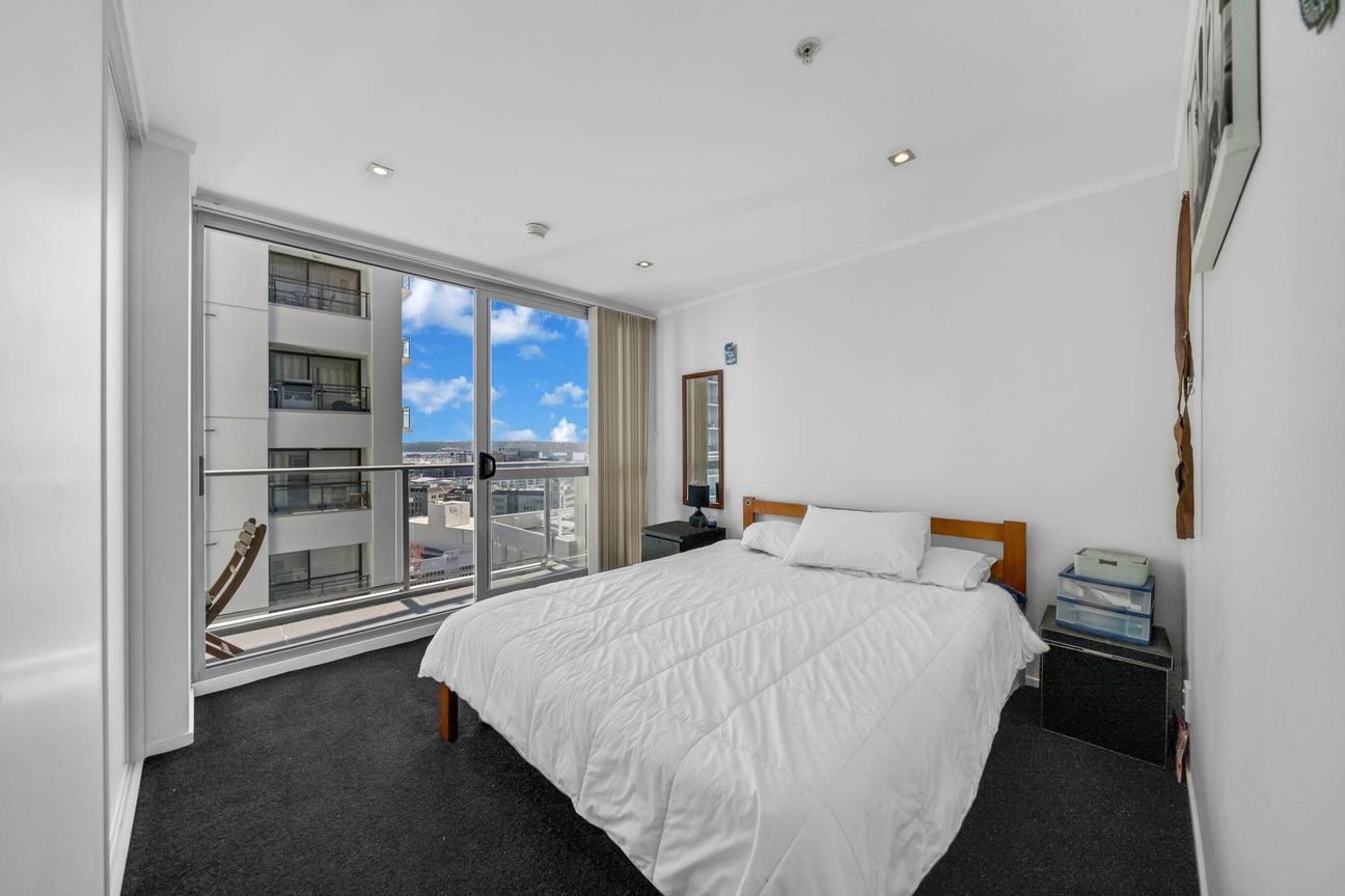H47 Stylish 2-Bed Apartment with Harbour Views - Aanzicht 4