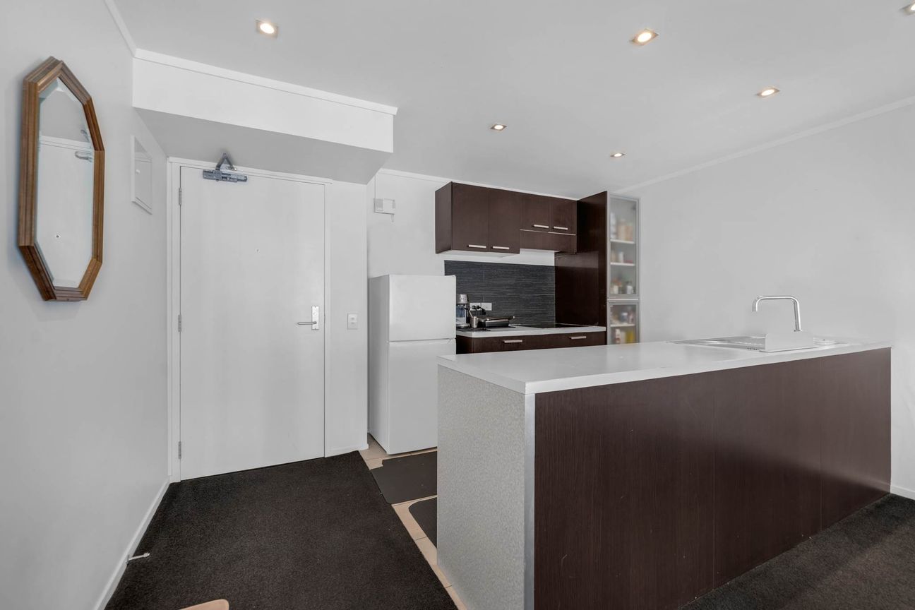 H47 Stylish 2-Bed Apartment with Harbour Views - Aanzicht 6