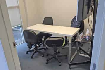 172M² WAREHOUSE SUBLEASE
