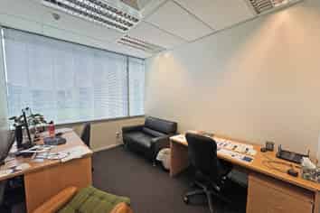 MODERN WILLIAM PICKERING OFFICE

