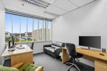 MODERN WILLIAM PICKERING OFFICE
