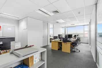 MODERN WILLIAM PICKERING OFFICE
