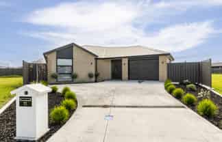 11 Tutira Place, Poraiti