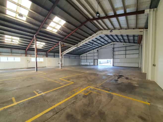 Versatile industrial with profile, access and yard