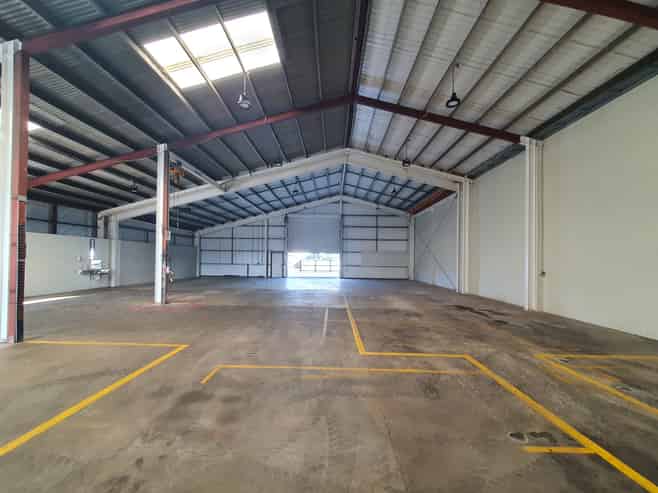 Versatile industrial with profile, access and yard