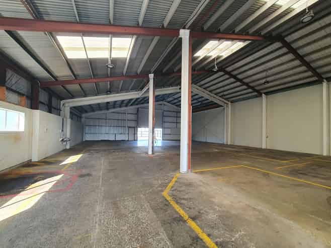 Versatile industrial with profile, access and yard