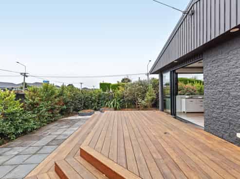 190 Estuary Road, South New Brighton