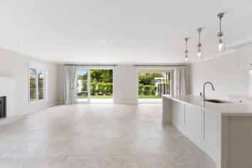 2 Francesco Drive, Karaka
