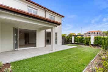 2 Francesco Drive, Karaka