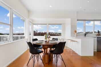 1/113 Coronation Road, Hillcrest