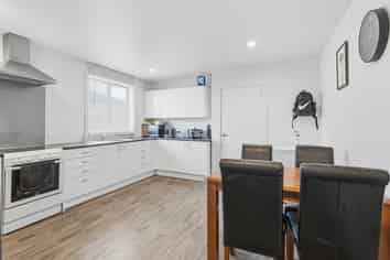 150 Moulson Street, Strathern
