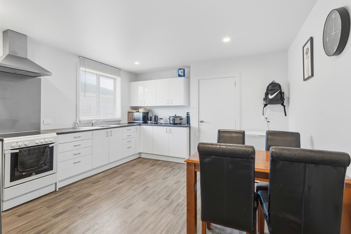 Solid Home With Massive Potential - Ansicht 4