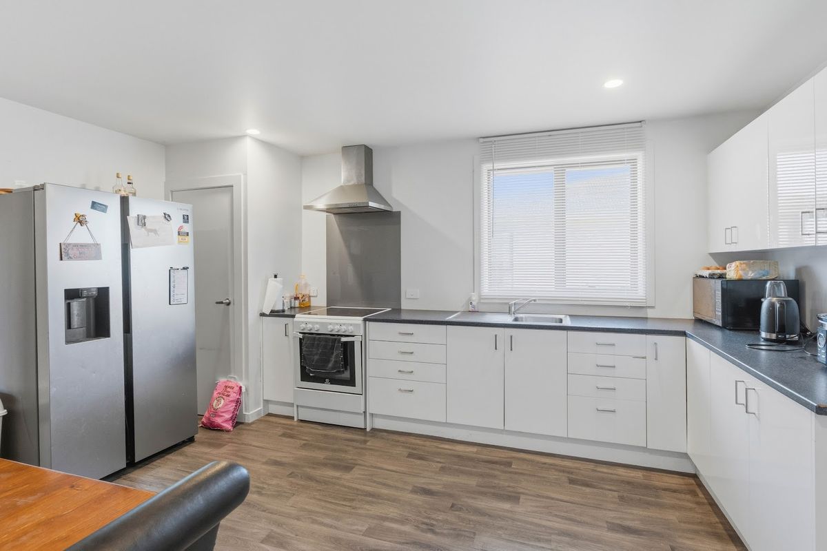 Solid Home With Massive Potential - Ansicht 6