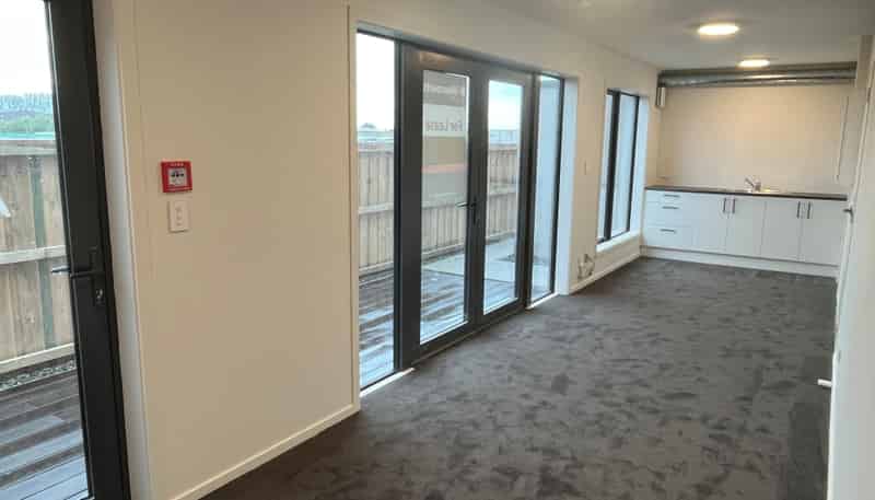 7/1 Lake Bryndwr Lane, Burnside