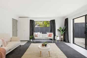 2/59B Mackworth street, Woolston