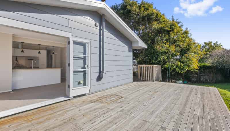 17 Moult Street, Titahi Bay