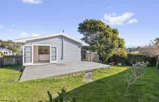 17 Moult Street, Titahi Bay