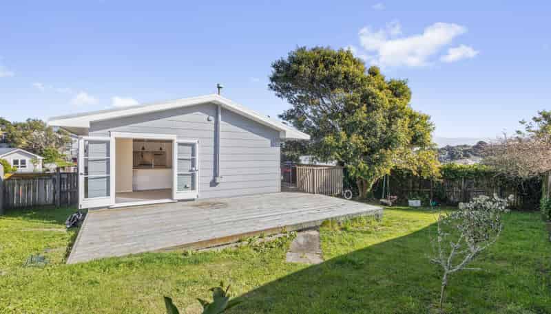 17 Moult Street, Titahi Bay