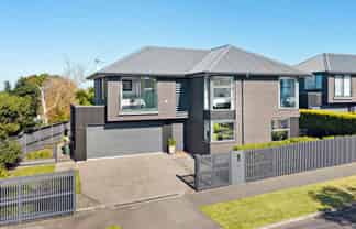15 Silverton Avenue, Waiotaiki Bay