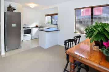 2/20 Valecrest Place, Bayview