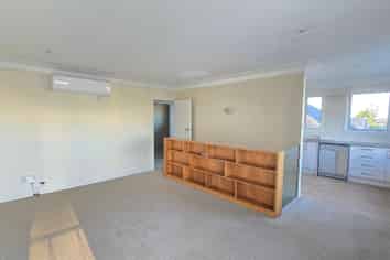 3/214 Carrington Road, Mount Albert