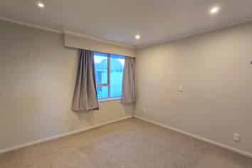 3/214 Carrington Road, Mount Albert