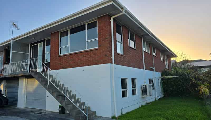 3/214 Carrington Road, Mount Albert