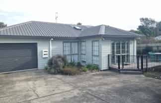 18B Karewa Parade, Papamoa Beach