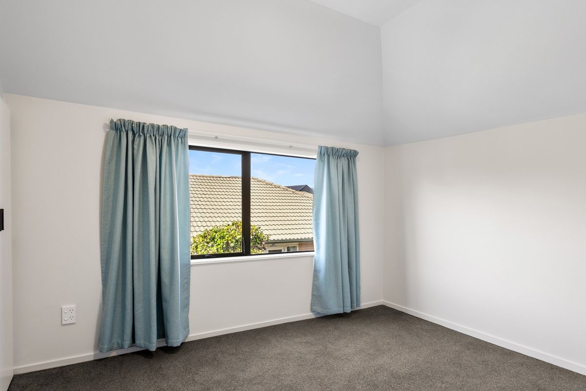 Modern 2-Bedroom Gem  Walk to Hagley Park & CBD - Mehr