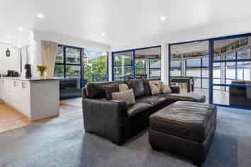 232A Hibiscus Coast Highway, Orewa
