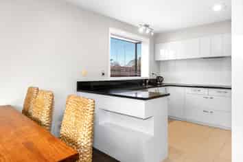 58 Cowes Street, Avondale