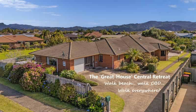 51 Cholmondeley Crescent, Whitianga