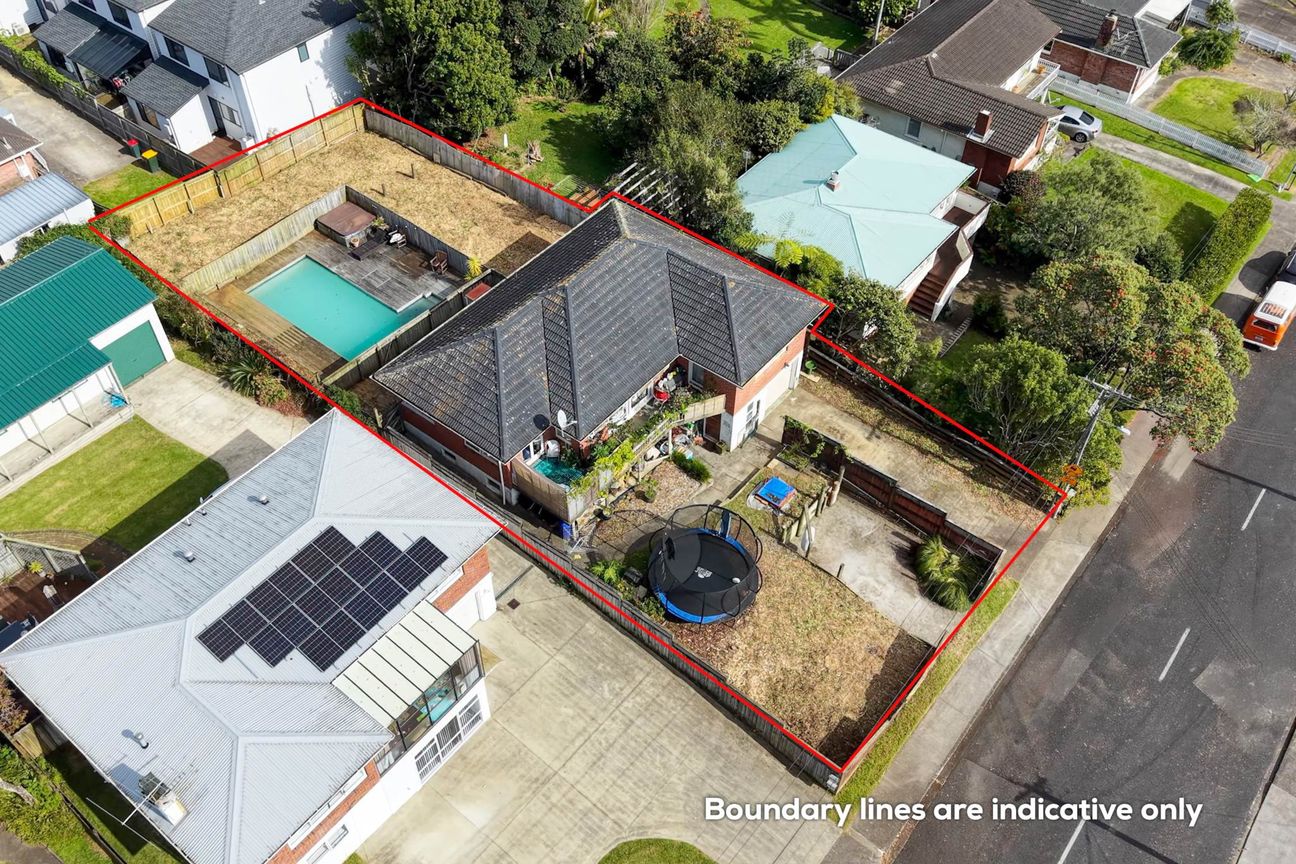 683m² Mixed Housing Suburban, Development Opp – pohled 6