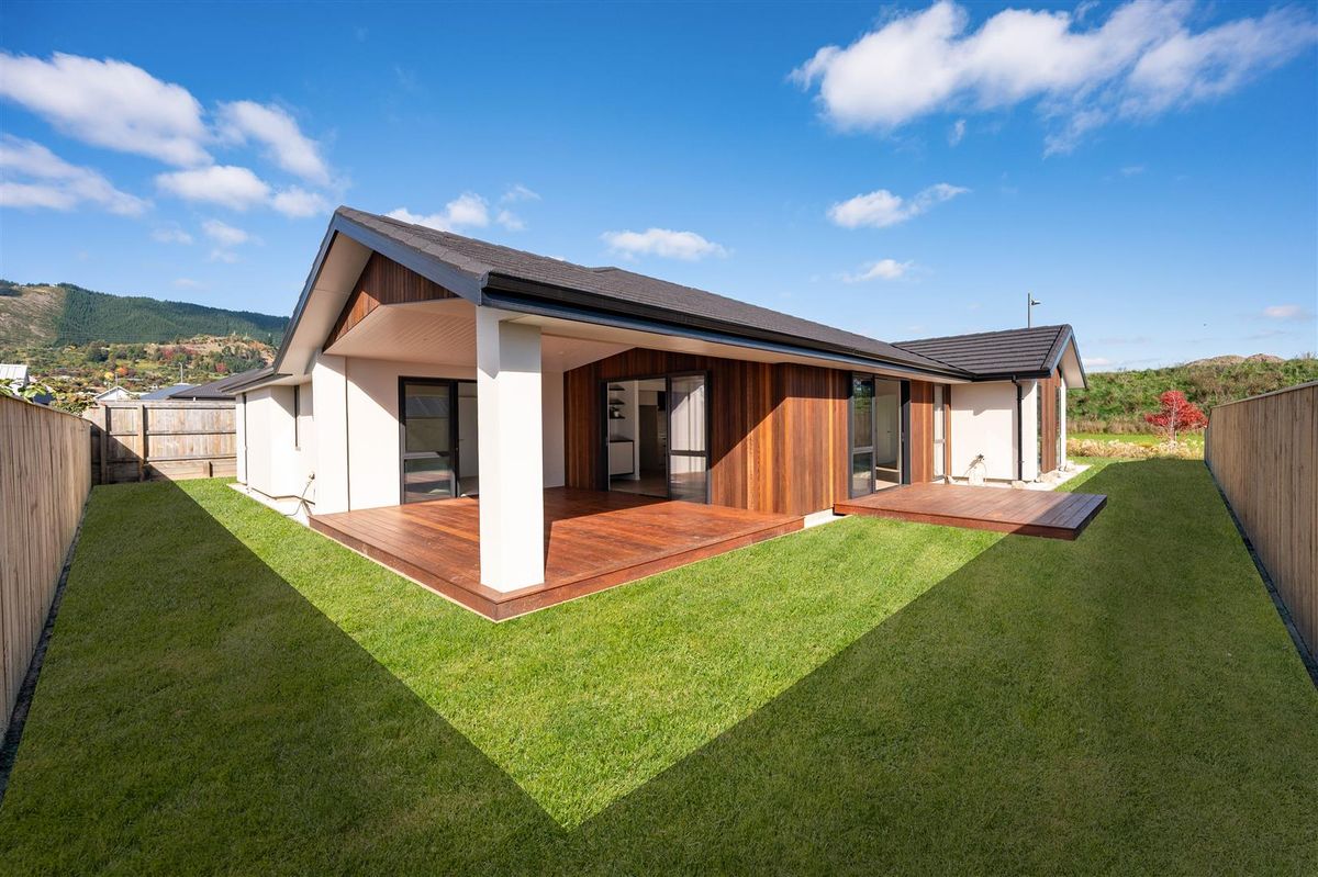 Luxury, Style & Space- A Home That Truly Has It All - Widok 3