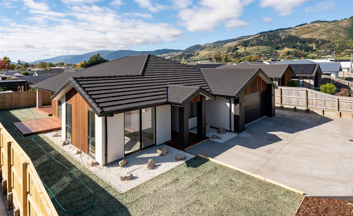 Luxury, Style & Space- A Home That Truly Has It All - Widok 4