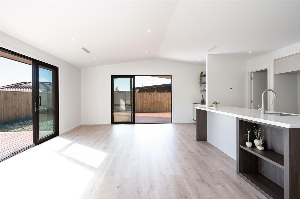 Luxury, Style & Space- A Home That Truly Has It All - Widok 6