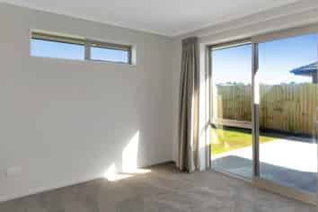 22 Stud Rd, Yaldhurst