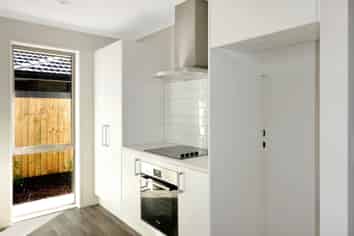 22 Stud Rd, Yaldhurst
