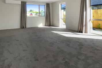 22 Stud Rd, Yaldhurst