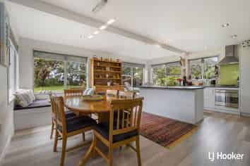 10 Roretana Drive, Athenree