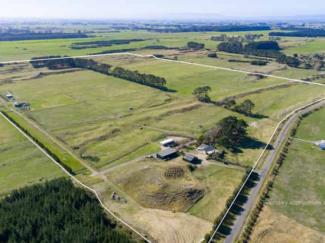 163 Downs Road, Himatangi