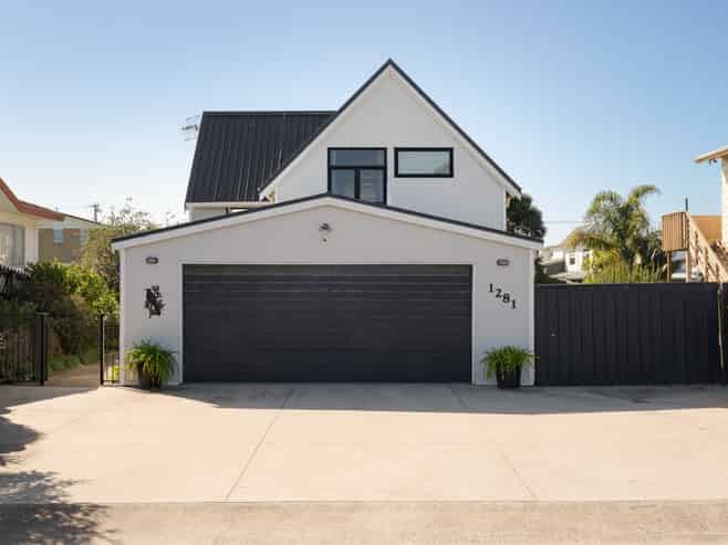 1281 Papamoa Beach Road, Papamoa
