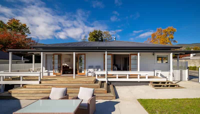 4 Hill Street North, Richmond