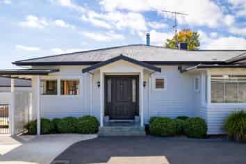 4 Hill Street North, Richmond